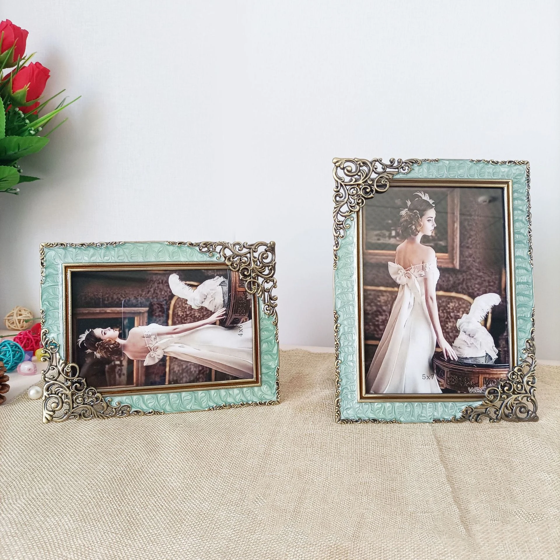 Enameled Pearl Green Metal Picture Frame For Birthday Party Gifts