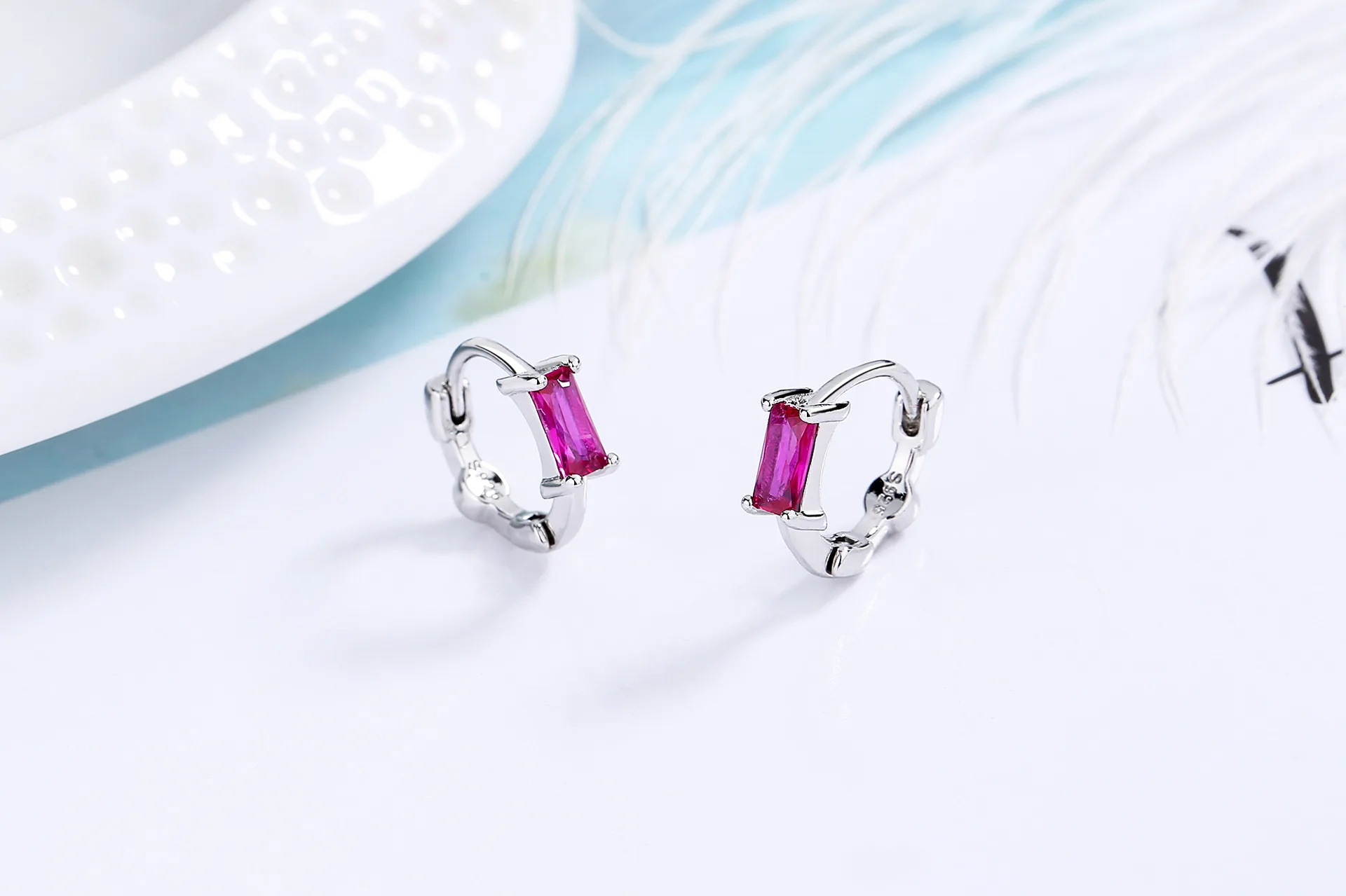 Huggies Earrings Purple white Green Blue Red Square Heart Silver Color Small Hoop Earrings for Women Girls Wedding Jewelry