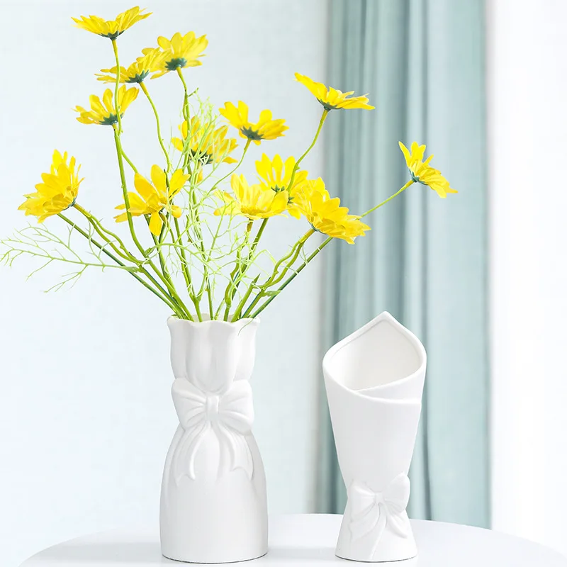 Northern Europe Highend Ceramic Flower Arrangement Device Creative Bow Vase Living Room Bedroom Dining Table Home Decoration 1Pc