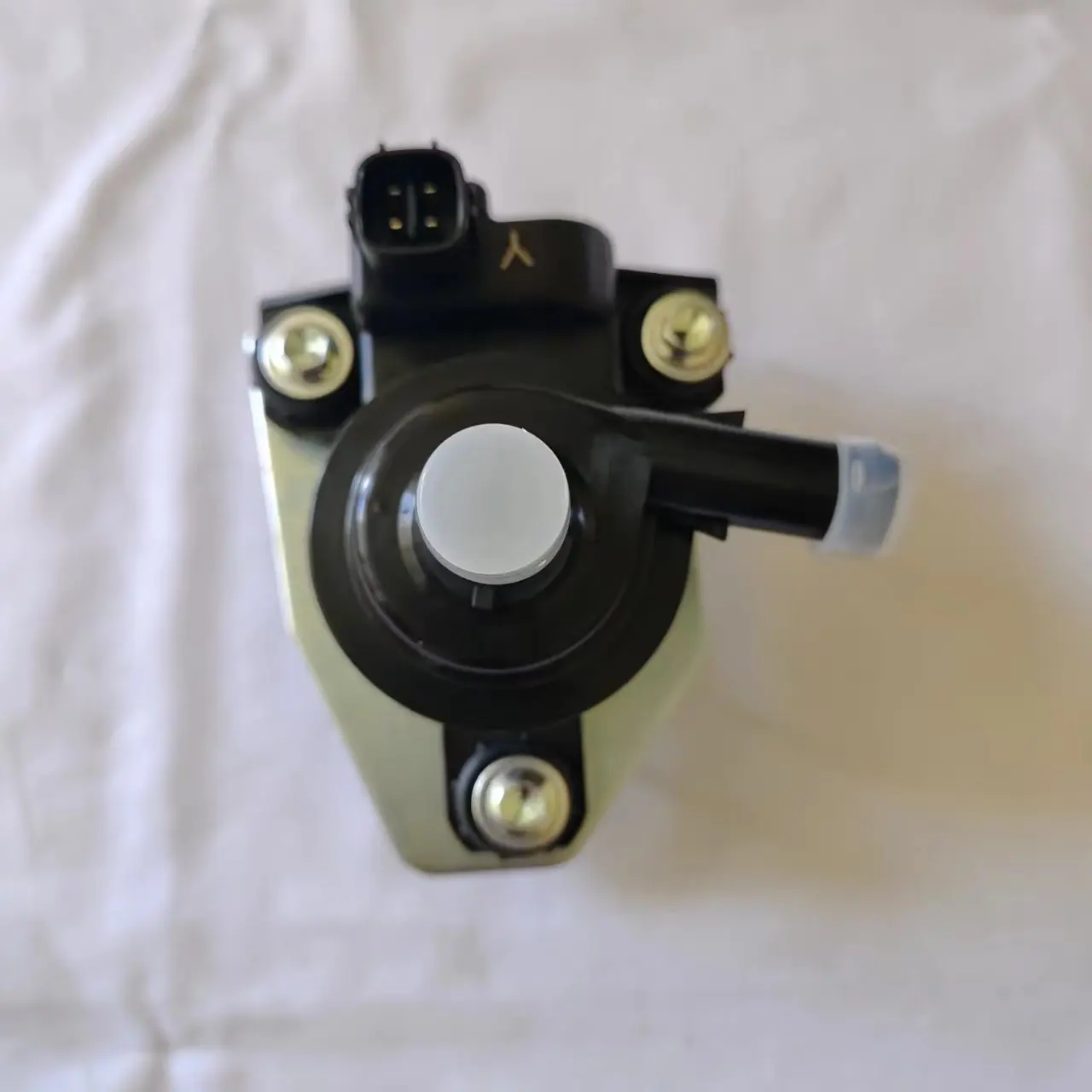 

электрический водяной насос для бенза 1k0965561b