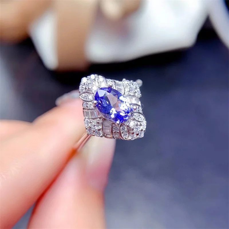 แหวนแต่งงาน Tanzanite สีเงิน925สำหรับสุภาพสตรีอัญมณีแท้พร้อมใบรับรอง