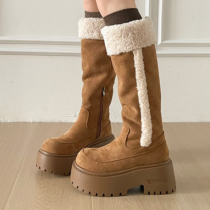 

Женские высокие сапоги на высоком каблуке, модная теплая хлопковая обувь на меху, дизайнерские новые зимние ботинки Botas 2025 года, короткие плюшевые сапоги до колена Femme