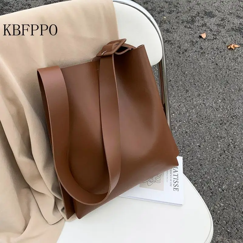 

2023 Trendy Personality Bucket Bag Simple Women Shoulder Bag Messenger Bag Large Capacity Tote Bag Shopping Bag Travel Side Bags