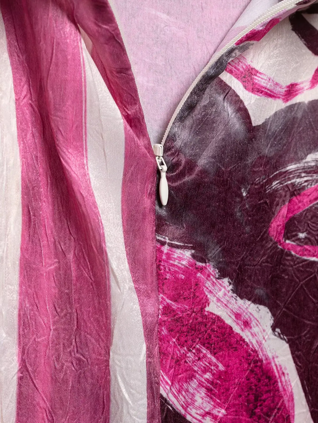 エレガントな女性のファッションストライプ花パッチワークプリントバックスプリットミディスカート段段faldas mujer女性の夏のサイドジッパースカートQUN9078