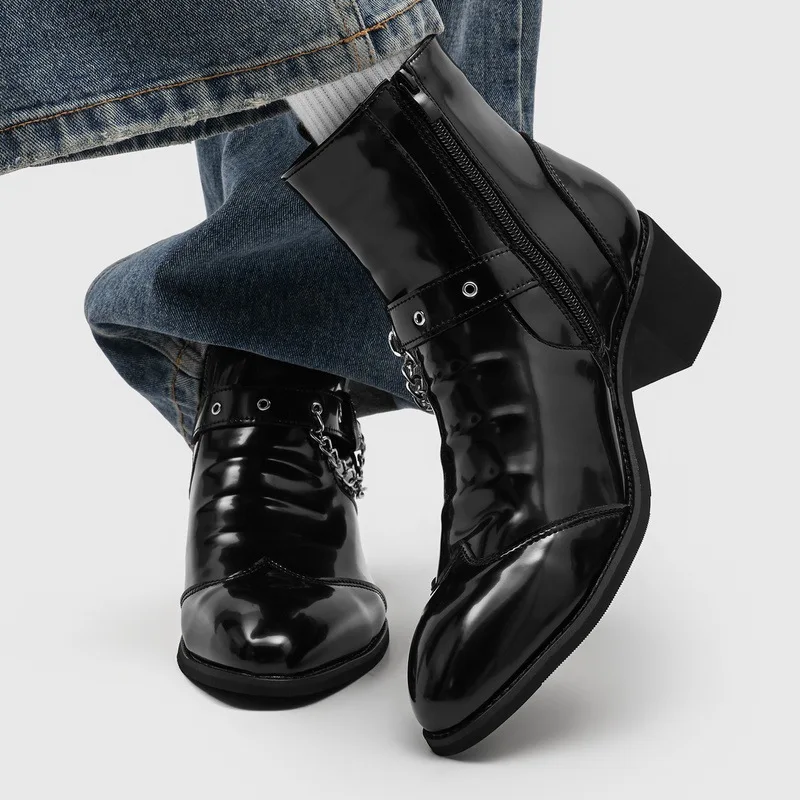 

Men's Shoes Designer British Ankle Boots New Buckle Metal Chain Chelsea Boots Fashion Shoes for Men Stage Performance Rock Shoes