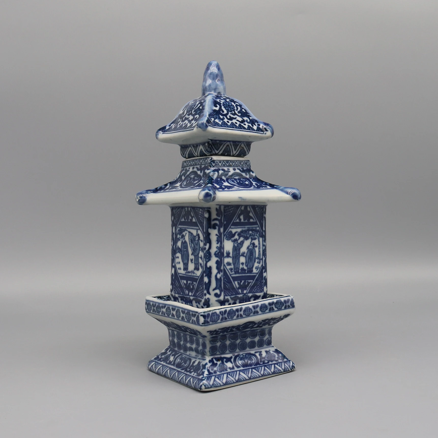 Blue and White Ceramic Padoda Model, Little Pagoda Jar, Home Decoration