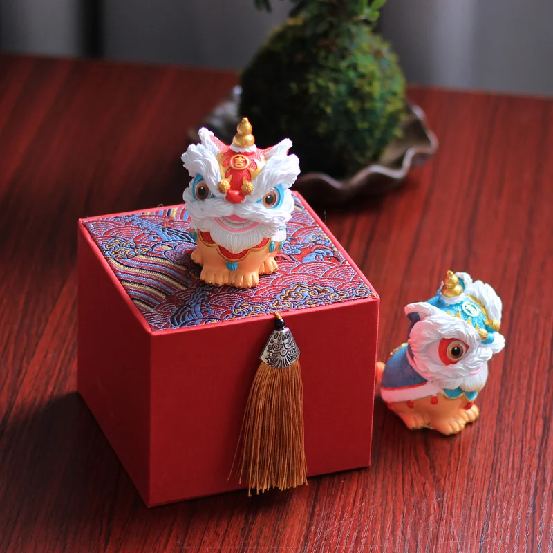 Lion apporte chance Figure ornement Souvenir Festival cadeau richesse thé animal de compagnie bureau mignon Mini Statue cadeau de vacances