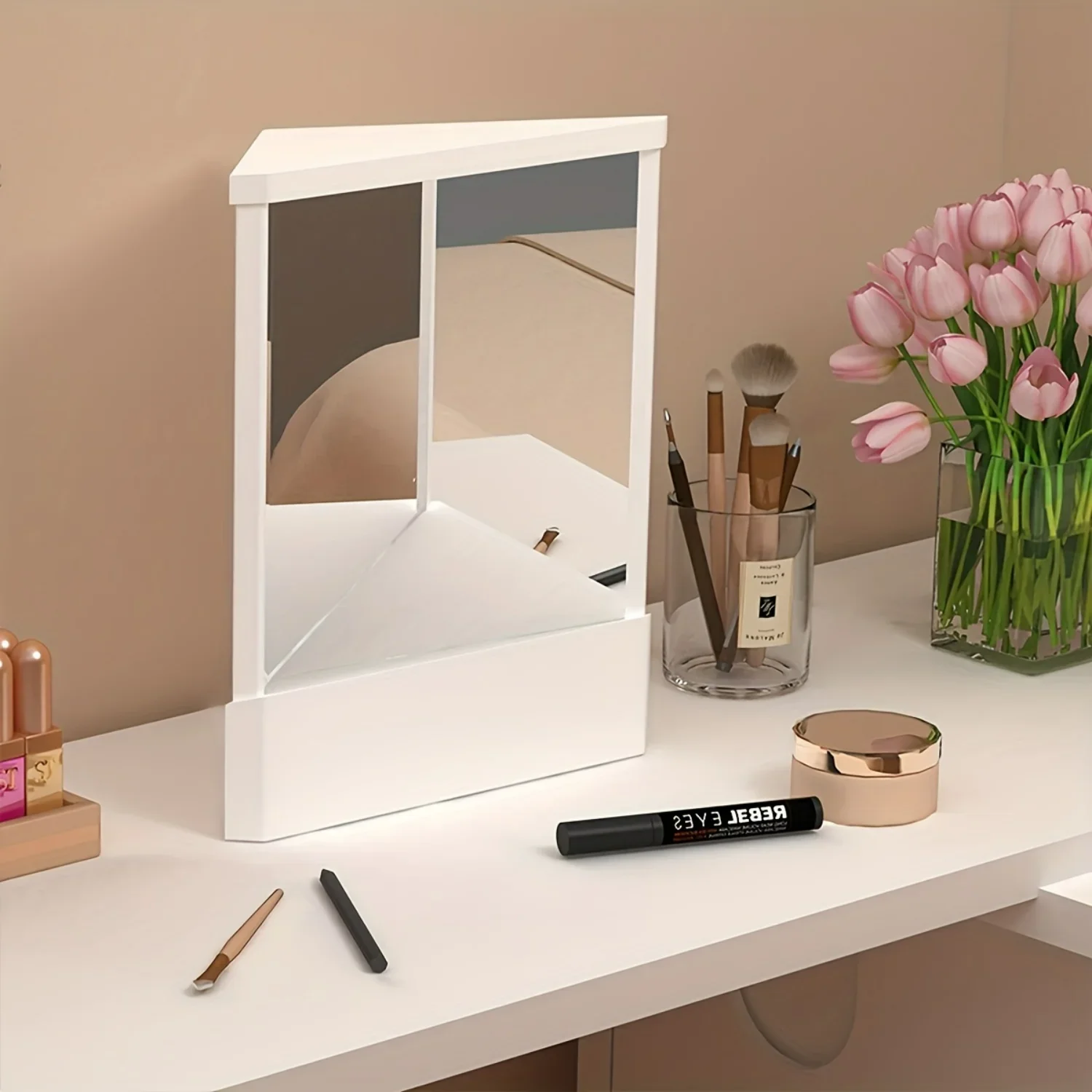 Desktop Makeup Mirror - Non-Reversing Design for Realistic Application - Ideal for Home & Dorm