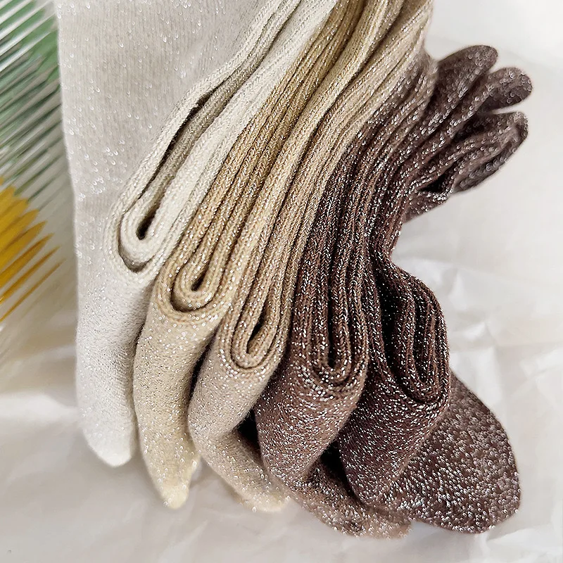 5 Paar zufällige bunte Farben, modische glänzende Socken im koreanischen Stil, Gold, Silber, Seidensocken, luxuriöses Design, hochwertige Damensocken – Detail 10
