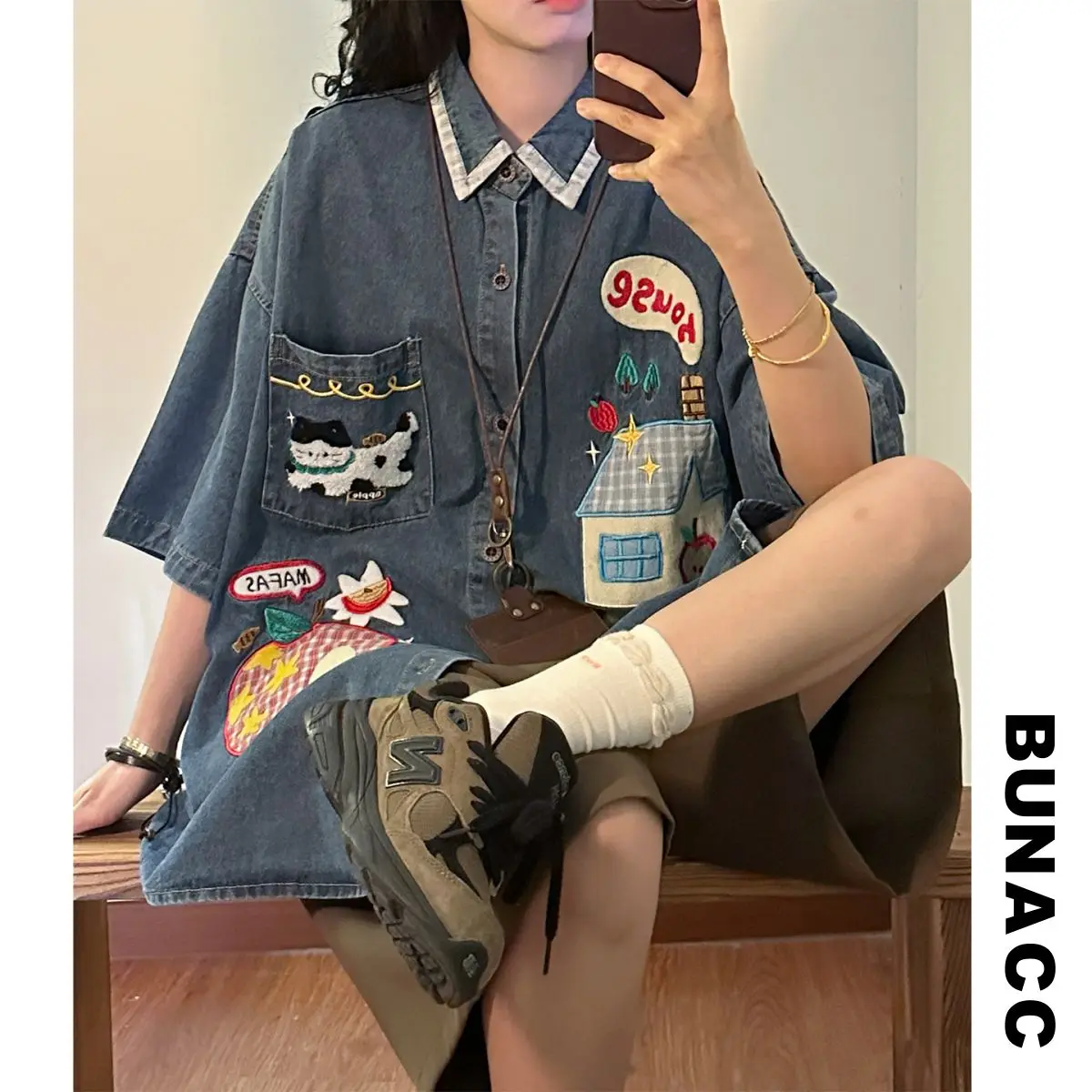

Retro Hong Kong Style Cartoon Embroidery Loose Fit Short Sleeve Denim Shirt Casual Summer Vintage Women's Shirt BUNACC2026