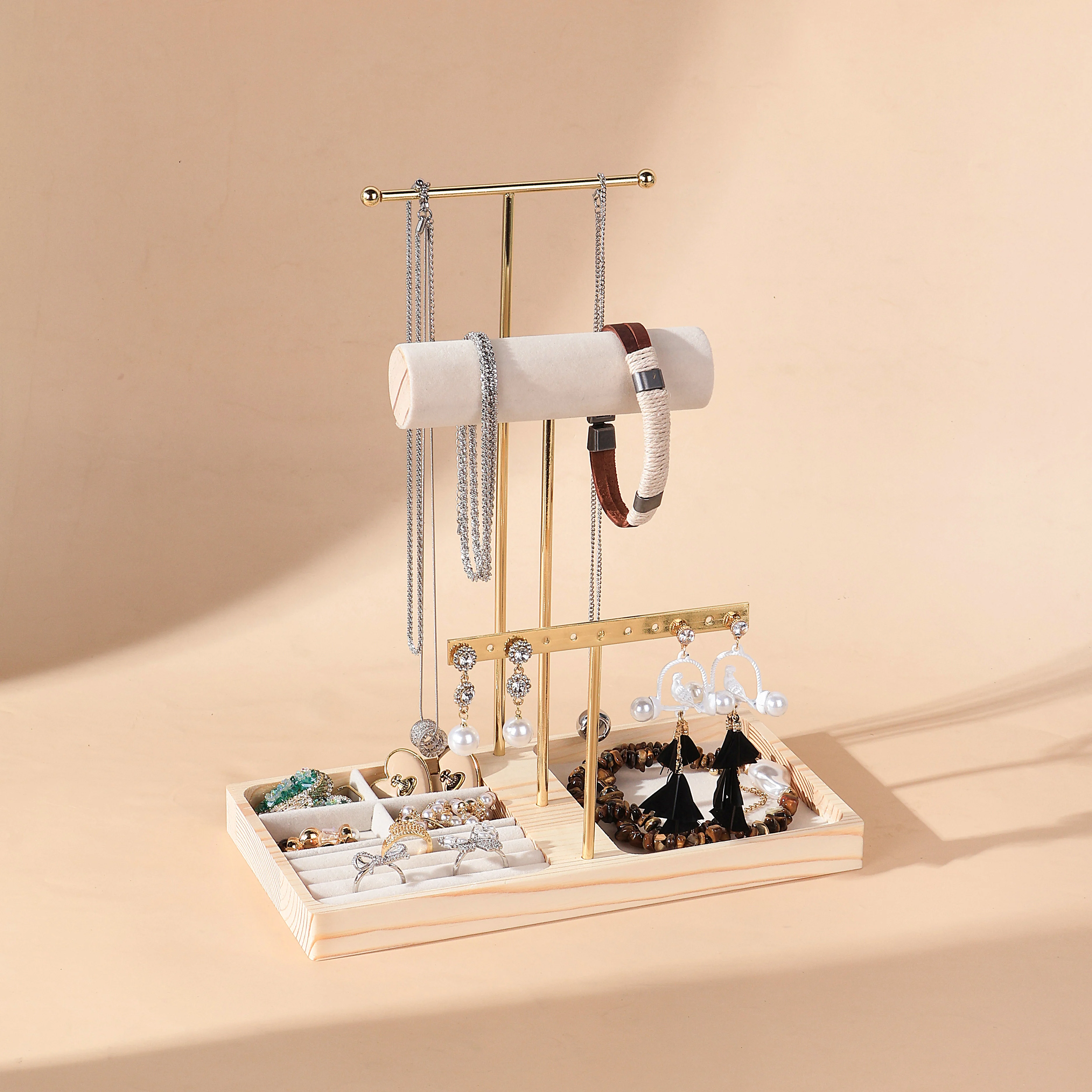 Thumbnail 3 - #25 Jewelry Holders Deals & Discounts