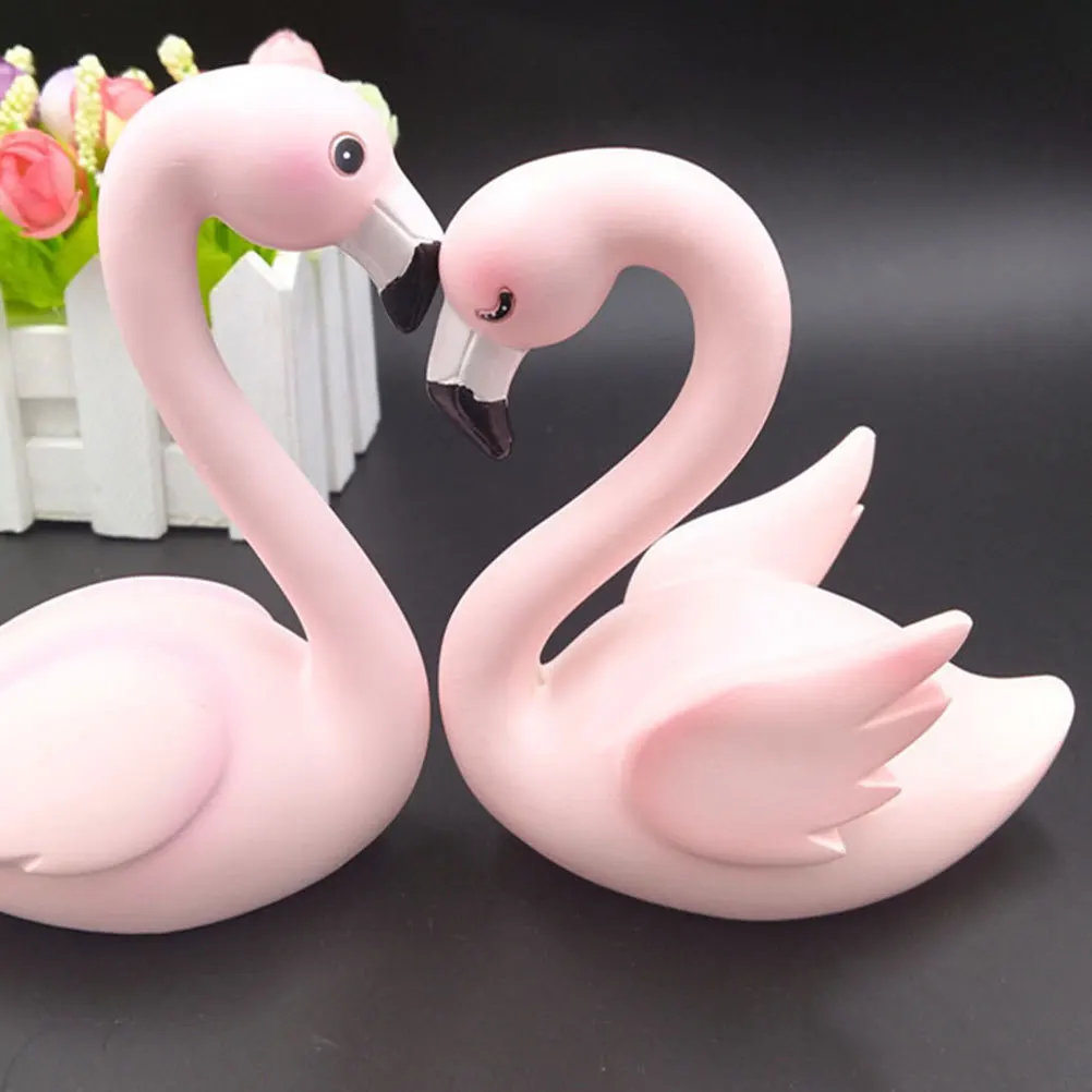 

2Pcs Flamingo Cake Topper Desktop Ornament for Cake Home Decoration Baking Supplies Resin Craft Unique Gift Idea