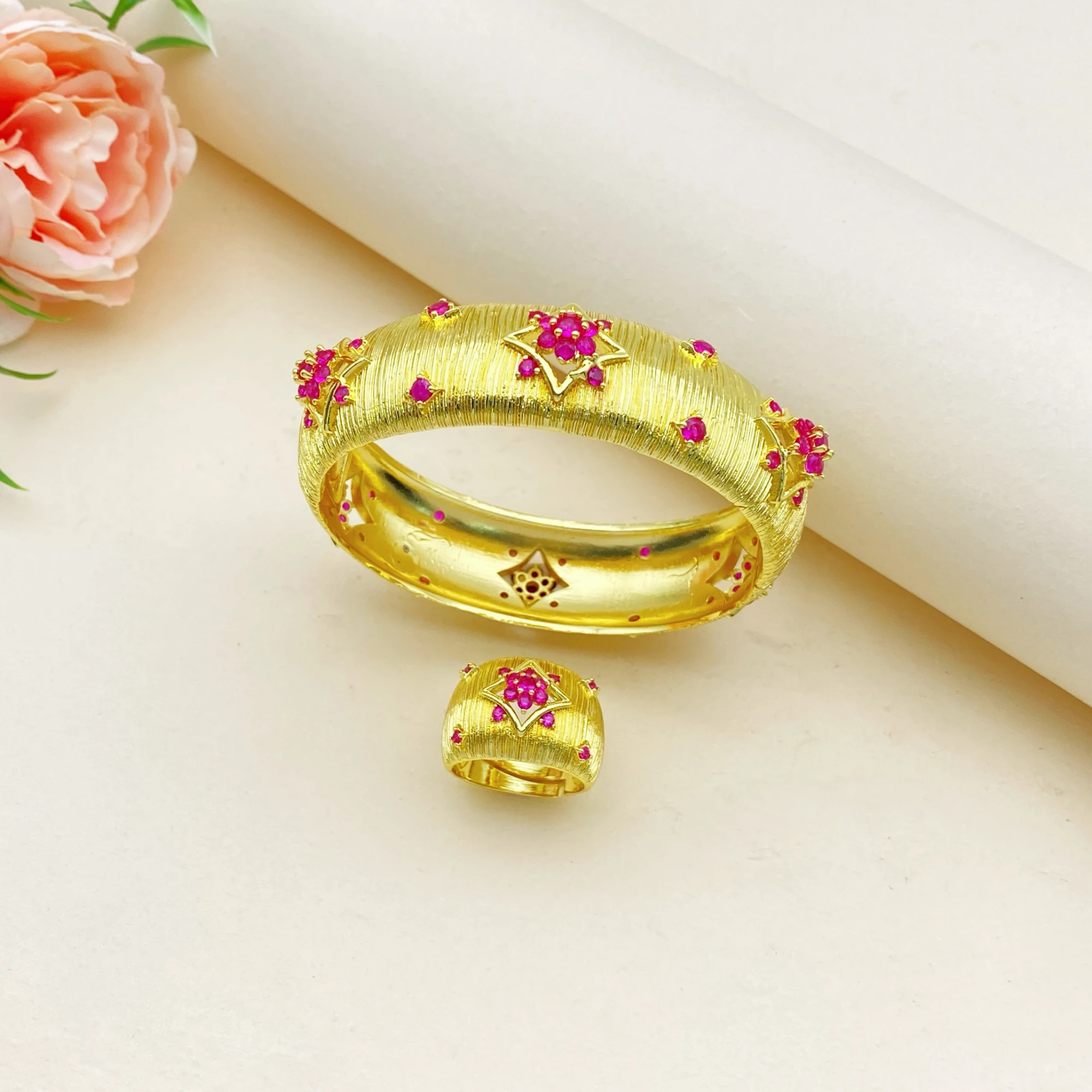 Flora Vintage Zircon Gold Plated Copper Jewelry Set for Women Luxury Bridal Accessory with Bracelet And Ring