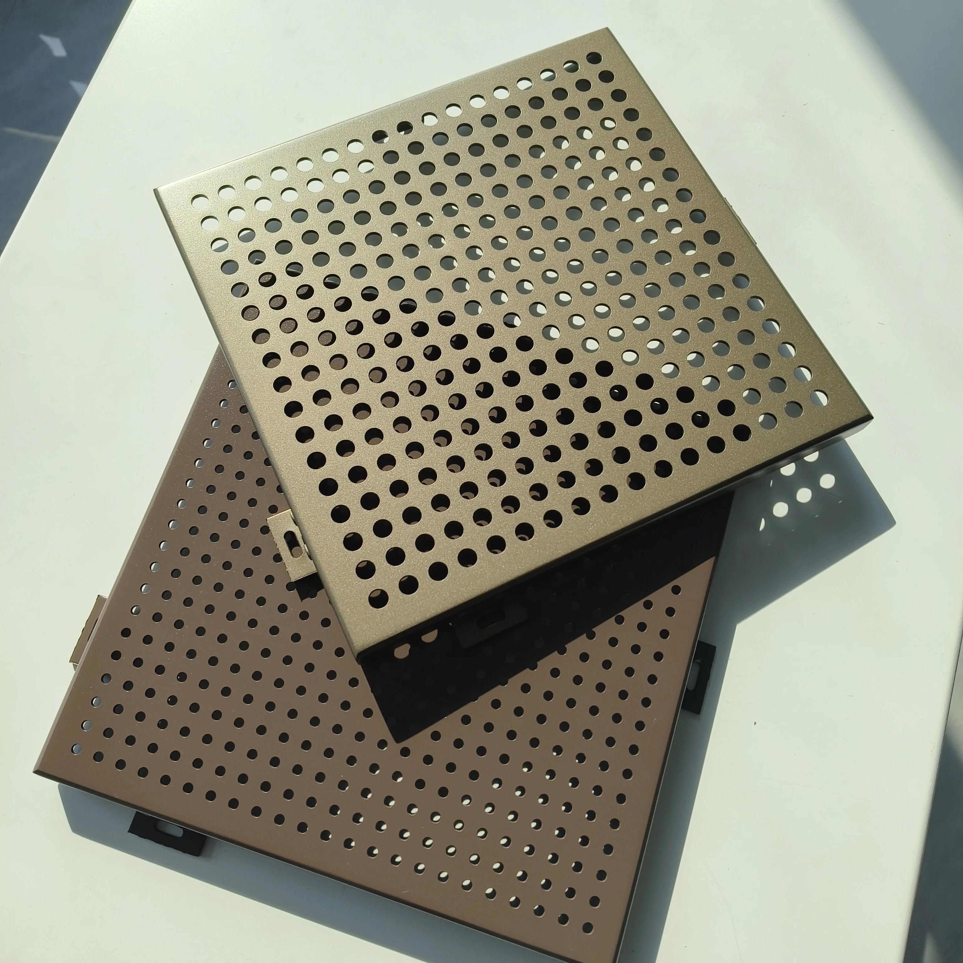 التخصيص الألومنيوم الشخصي بلون مسحوق طلاء قشرة الألومنيوم جدار الستار للبناء #1