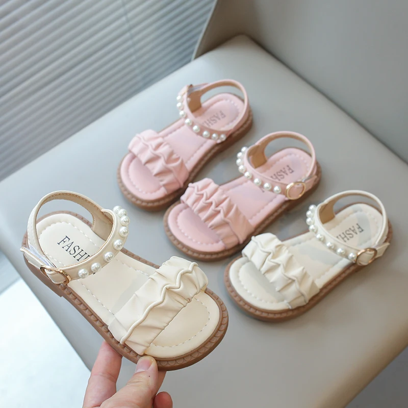 

2025 New Fashion Girls Summer Sandals Princess Kids Beach Shoe Out-sole Ruffles Pleated with Pearls Beading Open Toes Sweet Soft