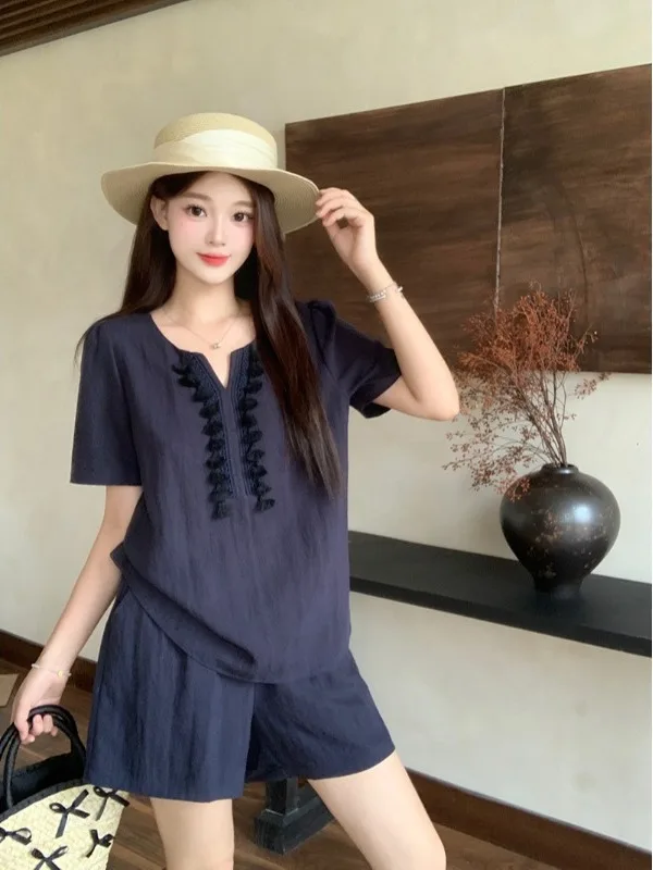 

plus Size Fashionable Women's Summer 2026 Korean Style Slimming Short Sleeve Top And Shorts Two Piece Set High Waist