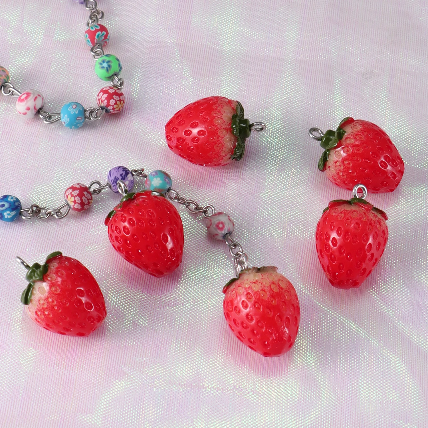 10 stücke Harz Nachahmung Erdbeere Form Charms Für DIY Schlüssel Kette Halskette Anhänger Ornament Schmuck Machen Zubehör – Detail 1