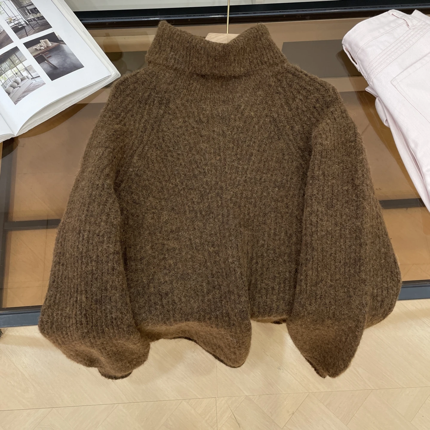 Faionable Thi chaud femmes tricots coupe droite pull aérien Sle automne hiver vêtements doux Sle J24