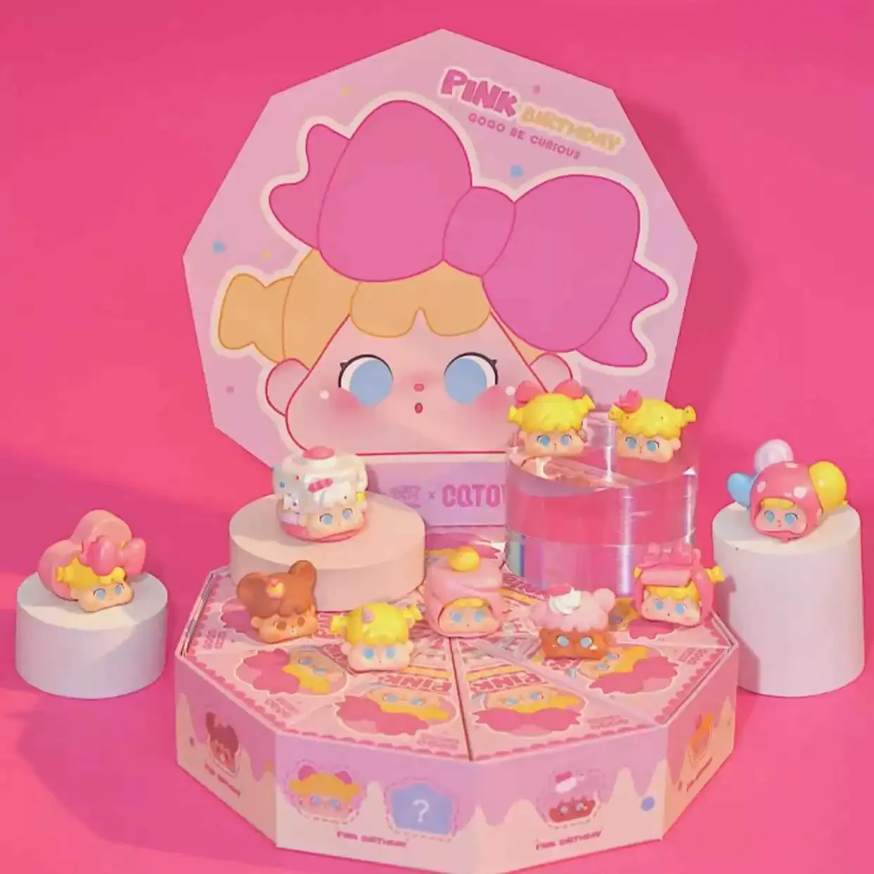 Originale QOQO MINIFACE Pink Birthday Series Blind Box Toys Mystery Box Kawaii Anime Figure Desktop Model Surprise Girls Gift