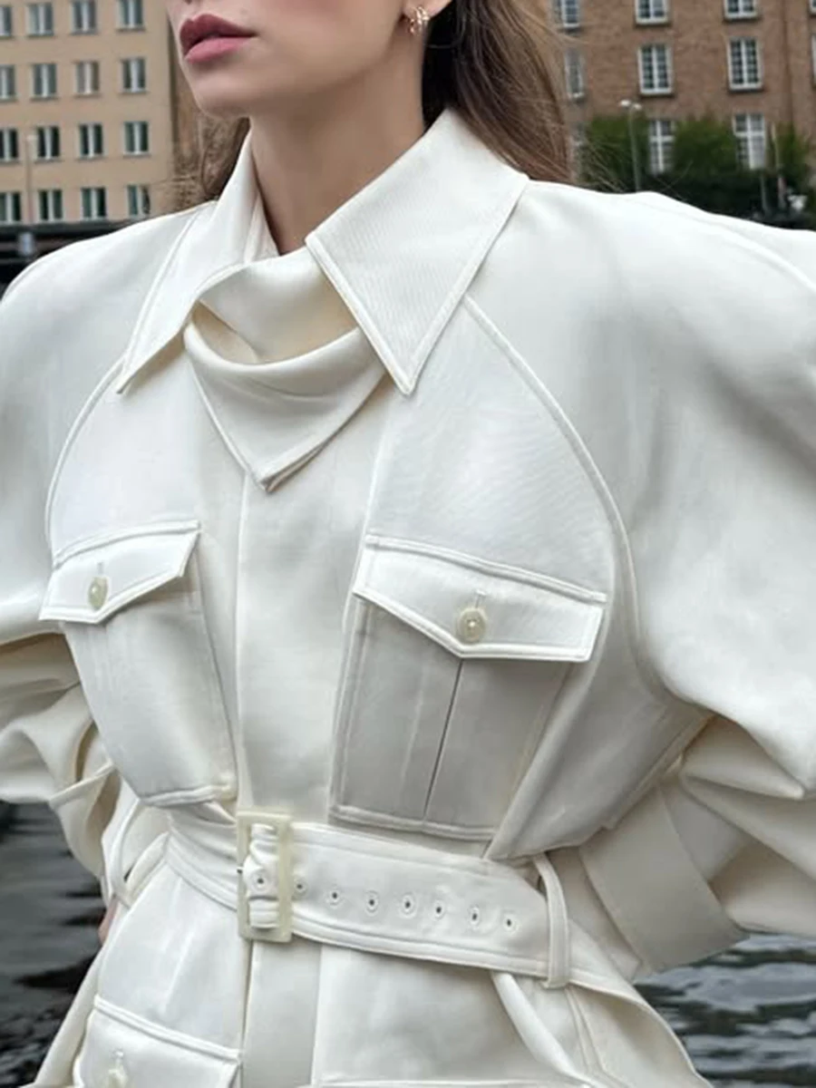 VGH Solid Spliced Pockets Designer Silhouette Jackets For Women Lapel Long Sleeve Autumn Temperament Coat Female Fashion Style