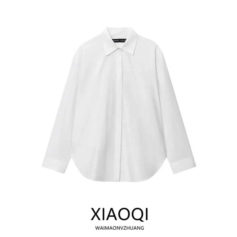 Biała, luźna, długa bluzka damska z mieszanki bawełny, modna, jesienna, nowość, uniwersalna, elegancka, kolekcja jesień 2025.