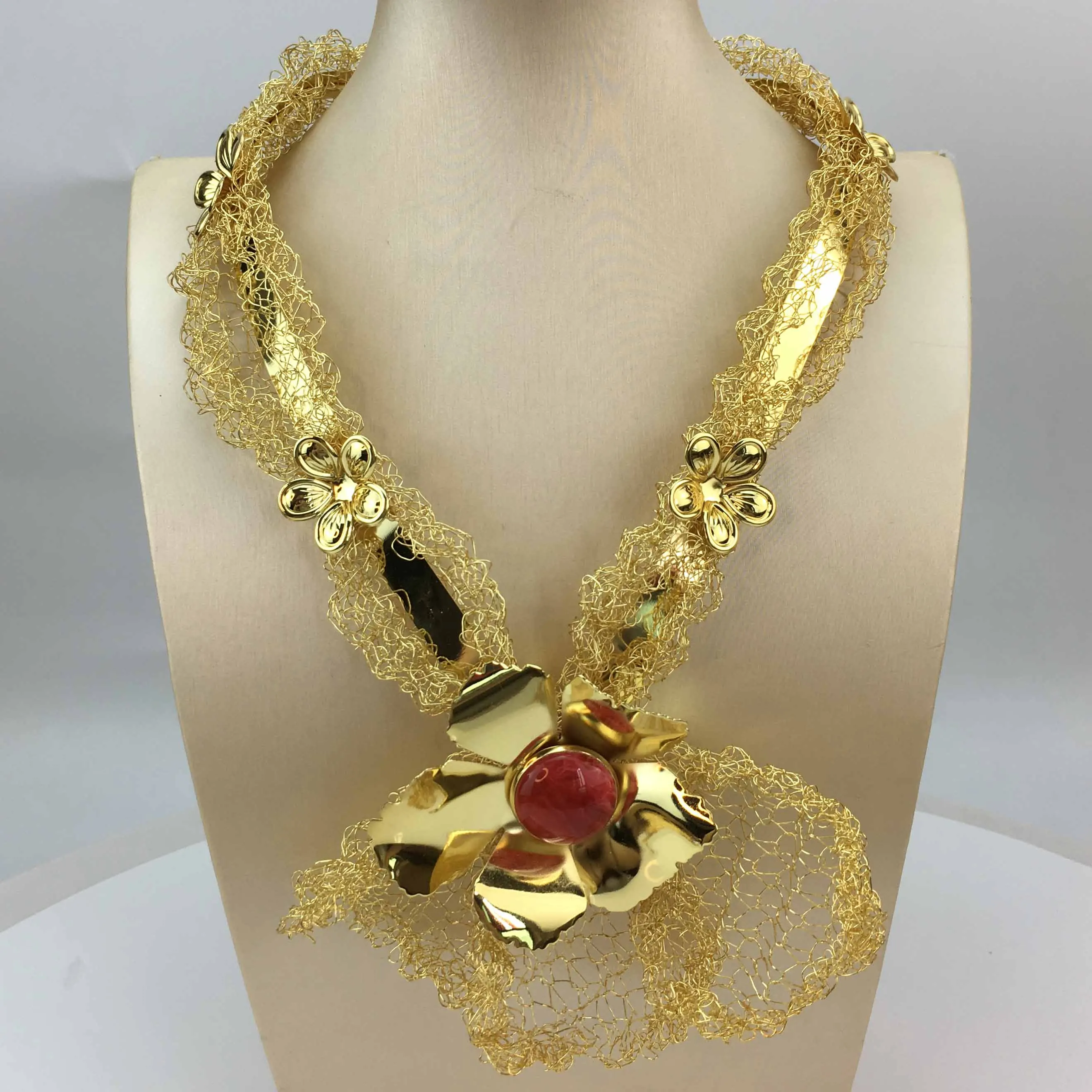 

Новый тренд, модный комплект ювелирных изделий, ожерелье, серьги, браслет, комплект в форме сердца, женский комплект свадебных украшений для вечеринки, FHK24332