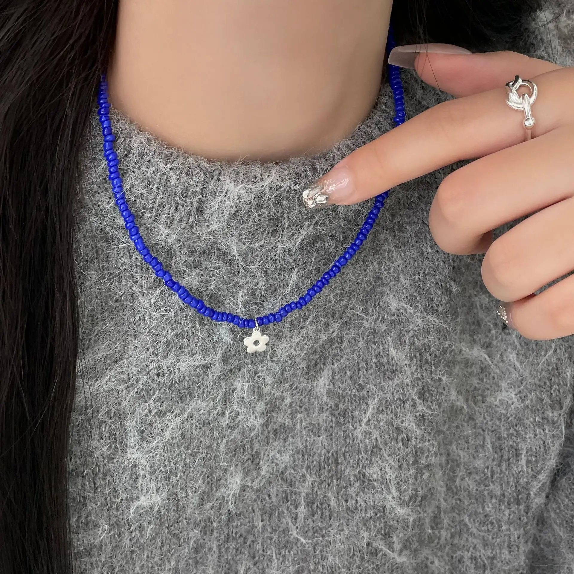 

Женское модное универсальное ожерелье в корейском стиле с бусинами в форме цветка из высококачественного серебра S925 пробы, цвета синий Кляйн