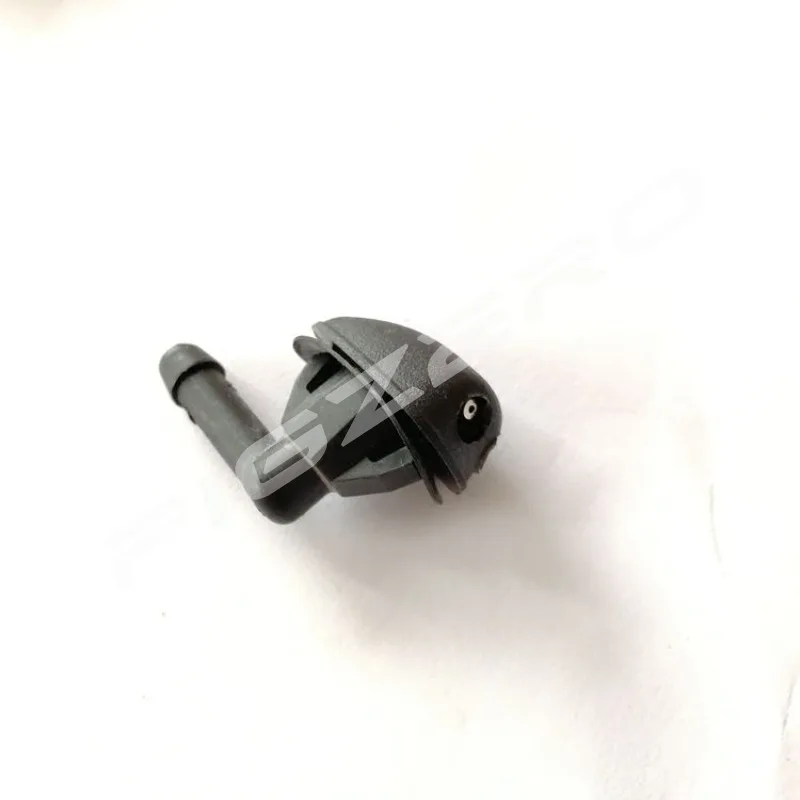 Front Windshield Sprayer Water Nozzle 1pc for Changan Alsvin/v3/V7cs75/35/55 Benni Eadocx20 2010