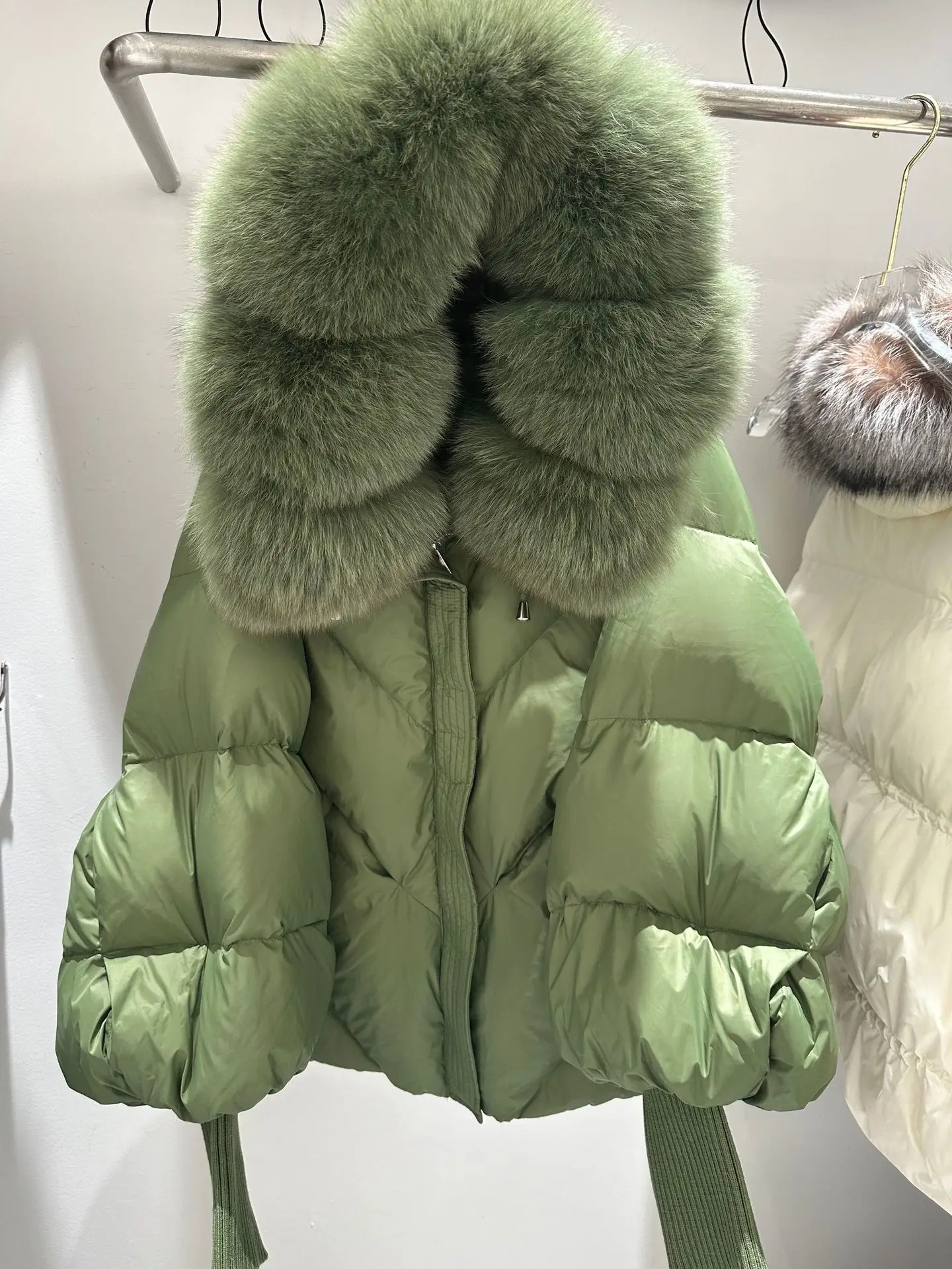 Winter Hooded Natural Large Fur Collar Down Jacket Female Warm Quilted Lantern Sleeve Jacket Women White Duck Down Solid Outwear