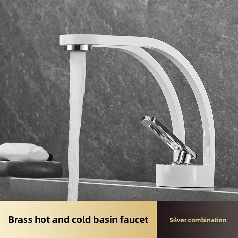 Bathroom Washing Household All Copper Single Handle Single Hole Universal Faucet, Aperture 3-4.2 Cm  Basin Hot and Cold Faucet