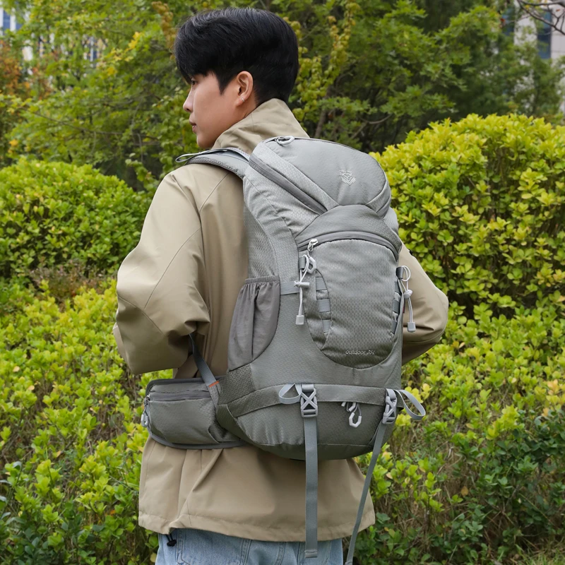 unisex-large-capacity-hiking-backpack，durable-and-professional-outdoor-hiking-backpack，multifunctional-camping-bag