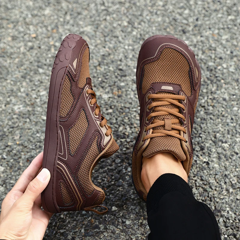 

Men's Wide Shoes Breathable Non-Slip Sole Retro Walking Shoes Comfortable Stylish Easy on Off Multi Color Choice Size 39-46