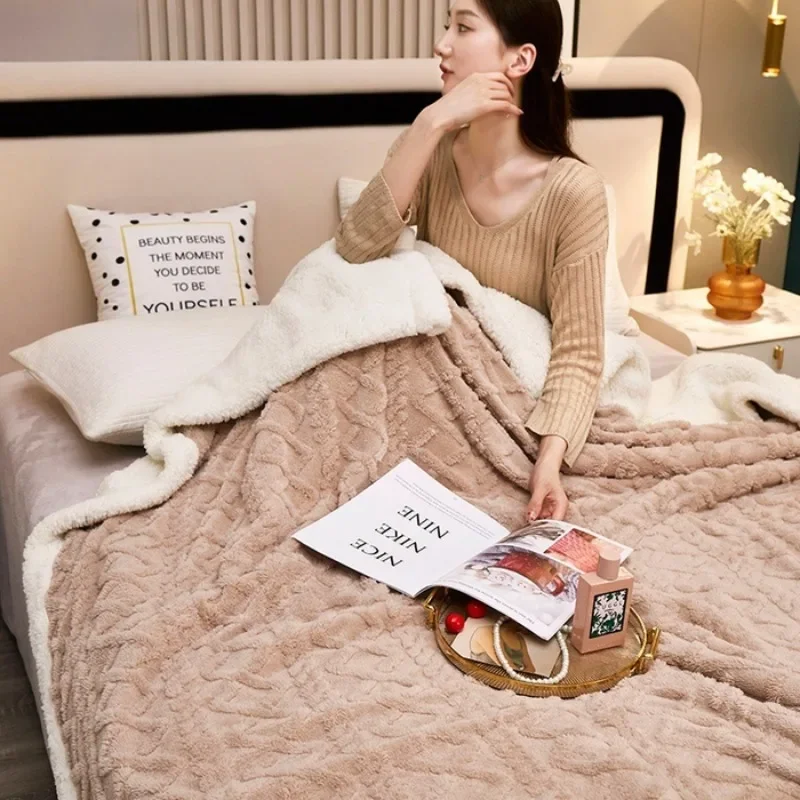 Thickened Thermal Double Layer Fleece Comfortable Blanket  Hemming Tafu Blanket Casual Sofa Single Double Blanket Small Quilt