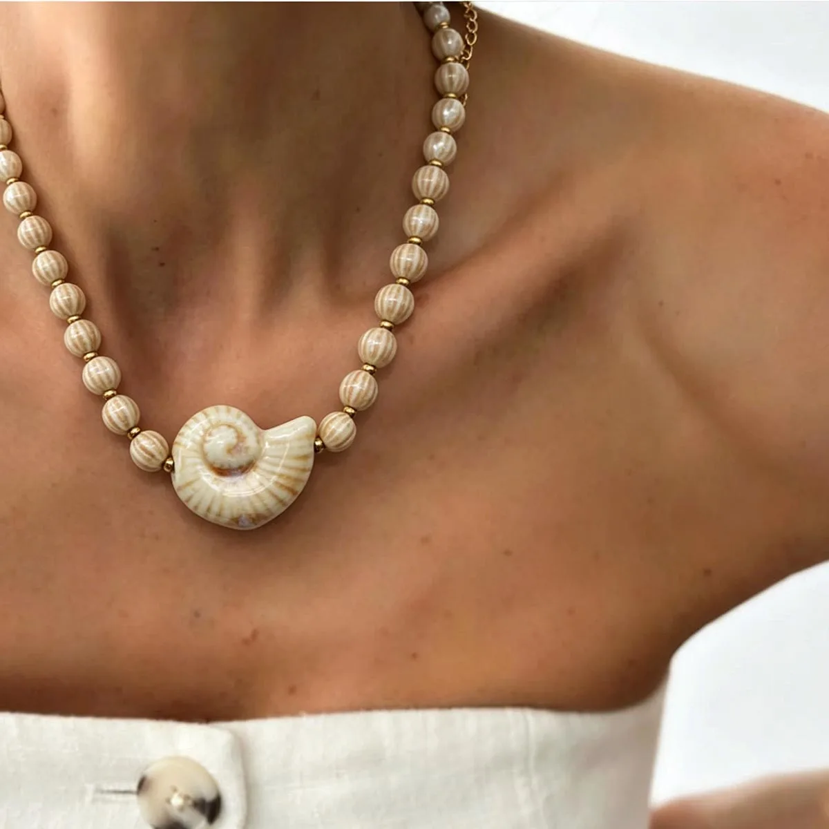 High-Temperature Non-Fading Ceramic Necklace, Elegant and Minimalist, Suitable for Ladies' Festive Parties and Daily Wear
