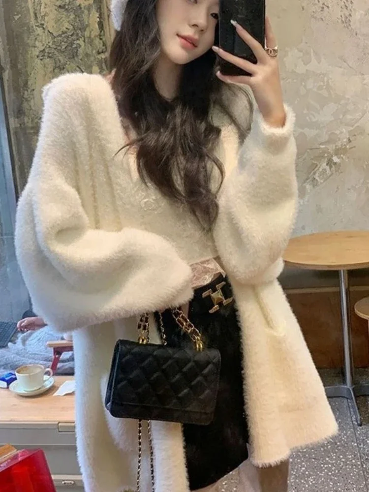 

New Women Winter Solid Warm Knitted Cardigan Loose Casual Long Fur Jackets No Buckle Coat Female Style Sweet Chic Hoodie Coat