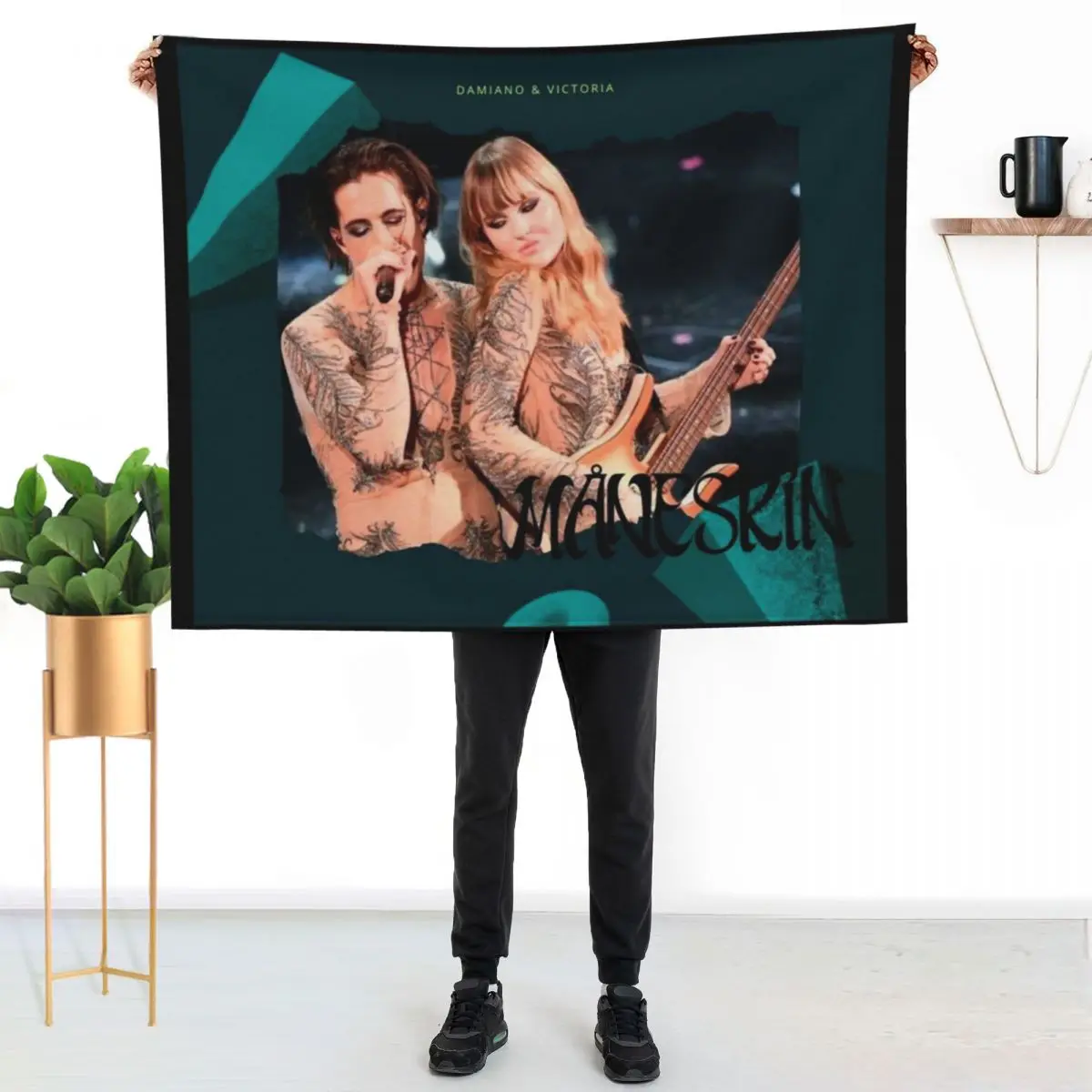 Damiano David Maneskin & Victoria Throw Blanket Summer Designers Custom Decorative Sofas Giant Sofa Travel Blankets