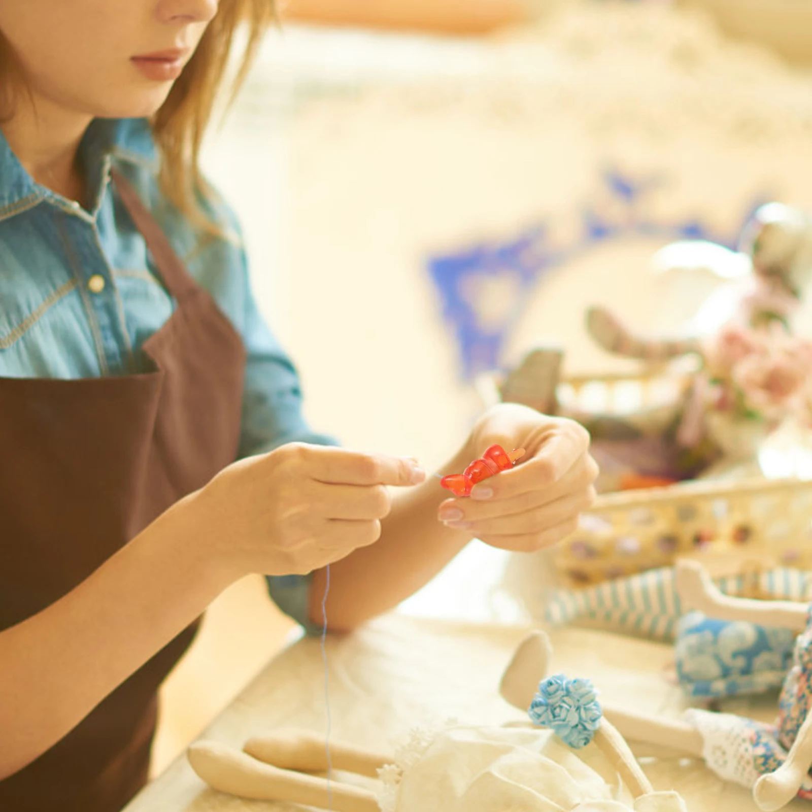 

100Pcs Plastic Snowman Nose Decor Realistic Design Easy Installation for Festive Family DIY Projects Snowman Prop Nose