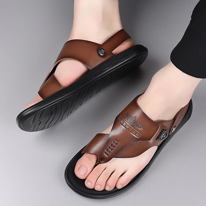 Summer Outdoor Men\'s  Breathable Leisure Beach Shoes Sandals Brand Fashionable Comfortable Non Slip Soft Sole Clip Toe Slippers