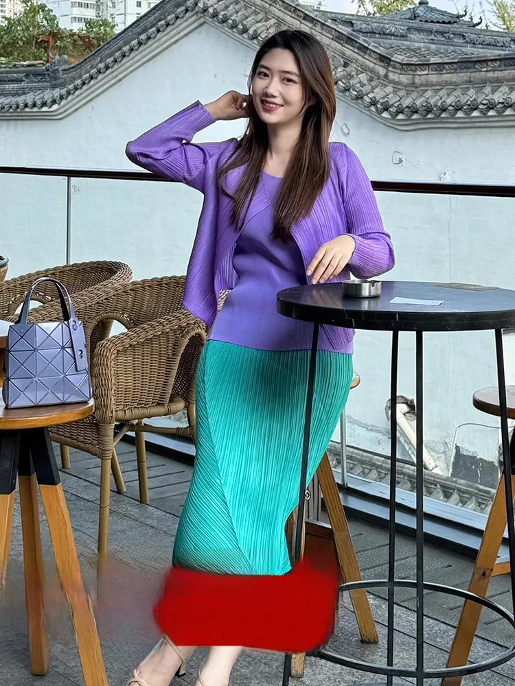 

Casual Fashionable Women's Three-Piece Set Slim Fit Jacket Versatile Outerwear Straight Tube Skirt Commute Style Polyester Fiber