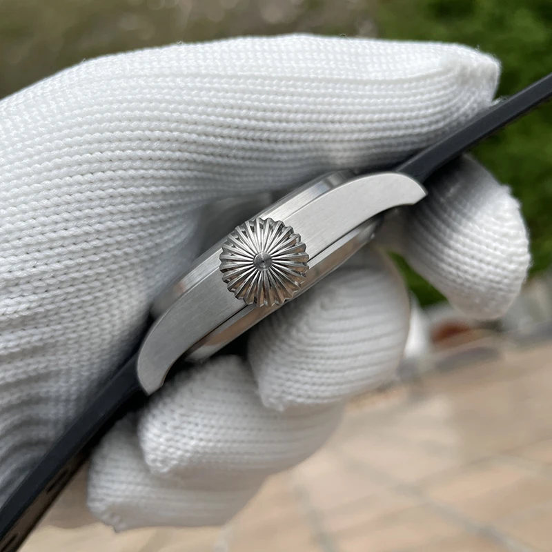 STEELDIVE Men Pilot Watch Sport 43mm Military Quartz Wristwatch 20ATM Waterproof BGW-9 Luminous Sapphire Mirror VH31