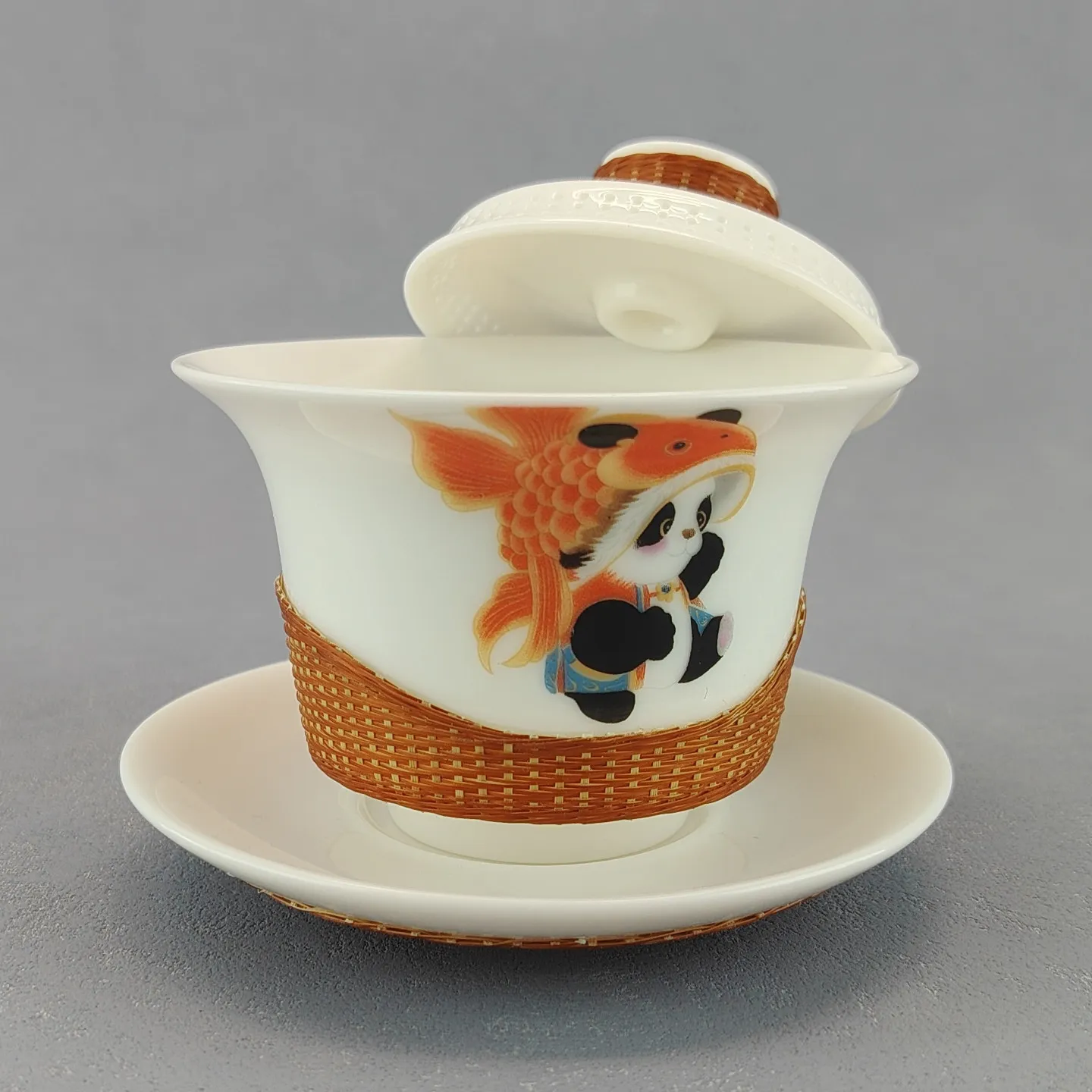 Chinese Panda Bamboo Woven Porcelain Gaiwan Set, Rotatable Suspension Lid Kung Fu Tea Cup with Gift Box