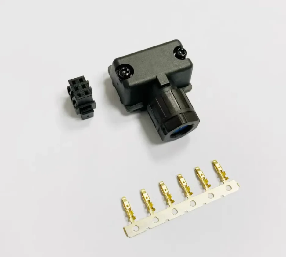 

20pcs MC03-06P Low power power connector 50-150w