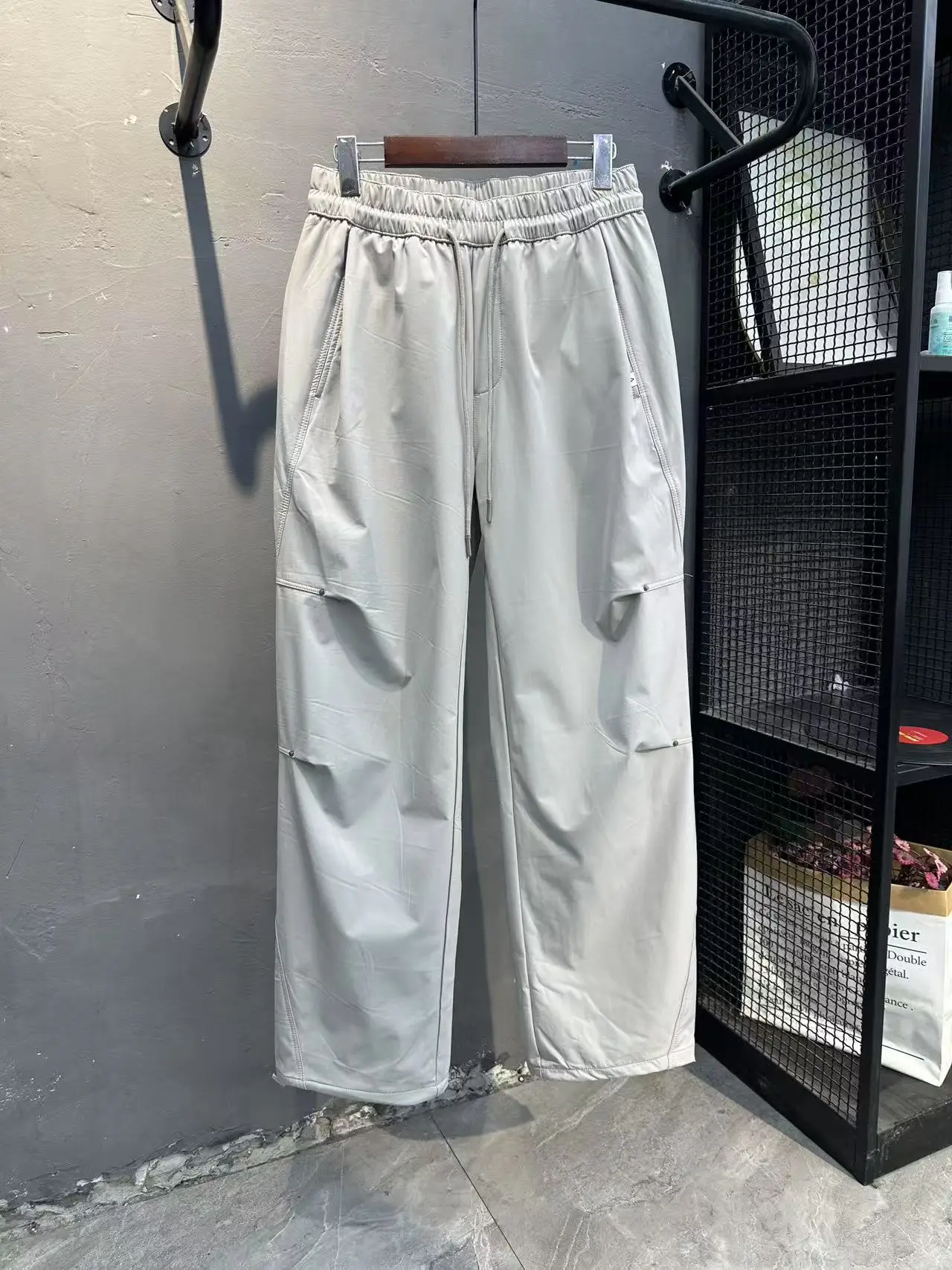 

Faionable Fce Lined Autumn Winter Wide Leg Casual Pants Men's American Sle Dstring Loose Haome Straight Long Tro...