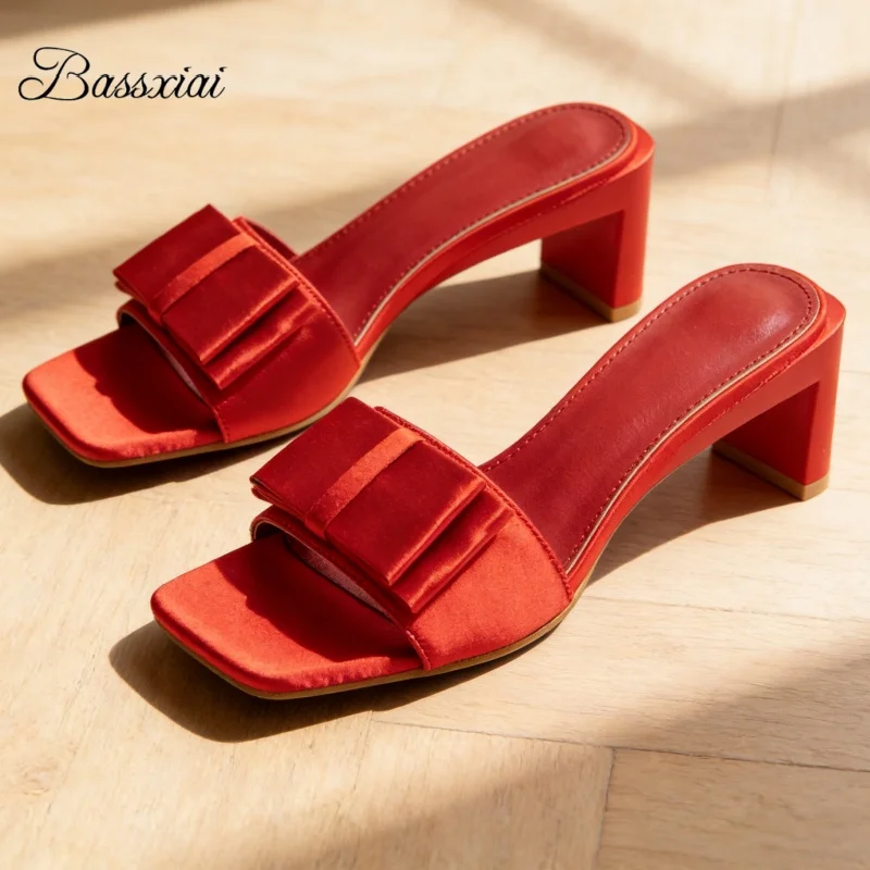 

Летние женские мюли 2026 с декором в виде банта-бабочки, уникальным массивным каблуком и квадратным носком, для улицы