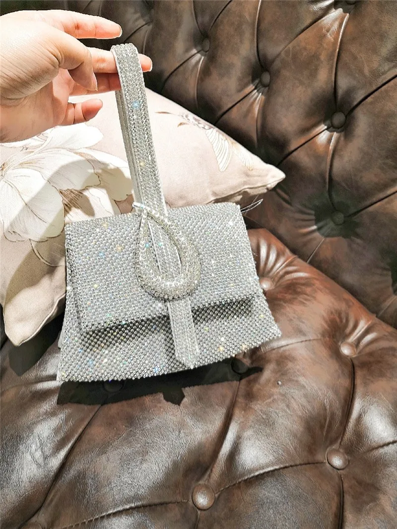 Imagem -02 - Luxo Designer de Cristal Strass Brilhantes Diamante Noite Bolsa Bolsa Feminina Jantar Festa Bling Embreagem Bolsa Bolsa Ombro Corrente