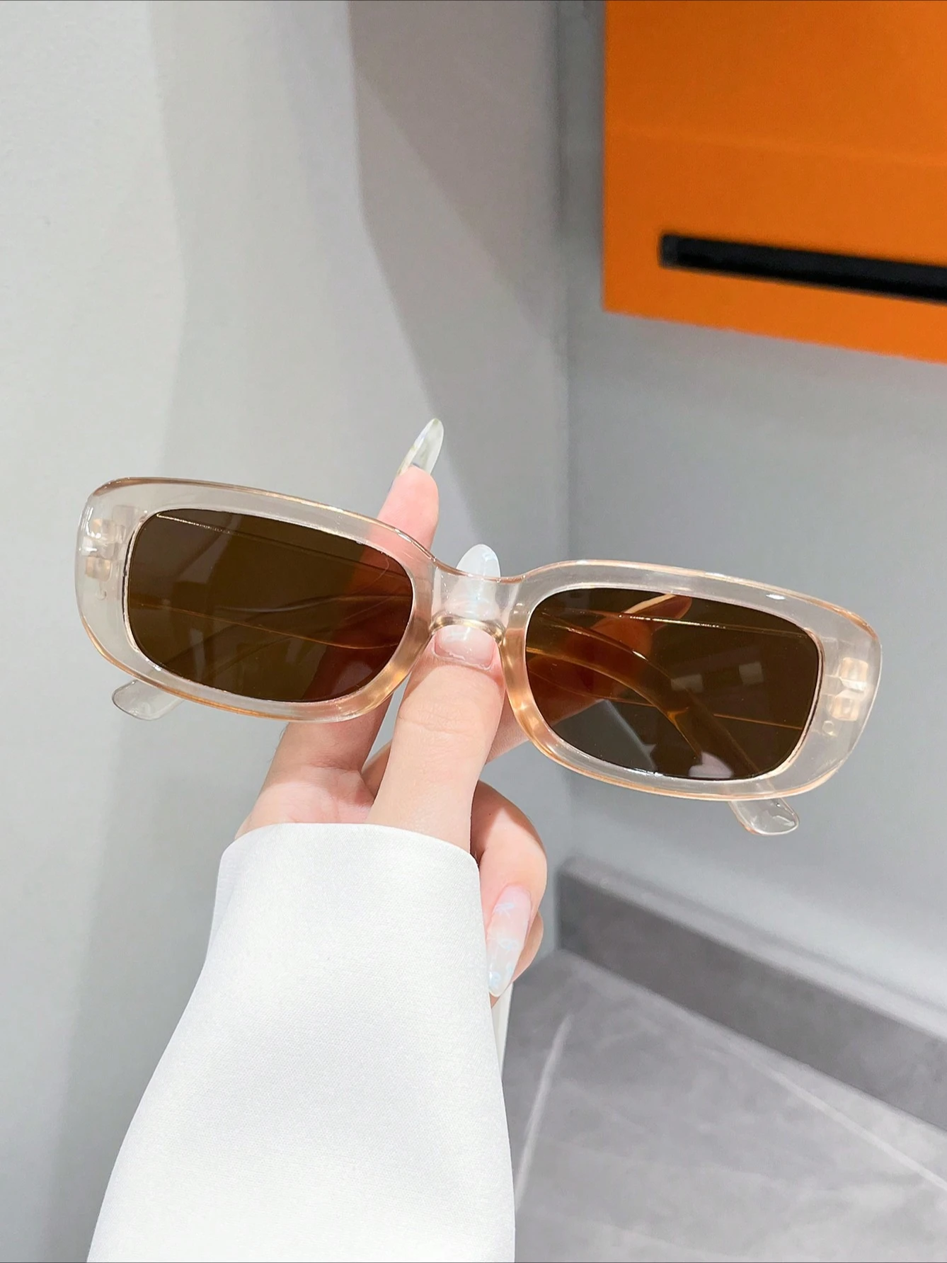 نظارات شمسية مربعة عالية الإحساس للحماية من الأشعة فوق البنفسجية للسيدات، كلاسيكية وعصرية للرجال.