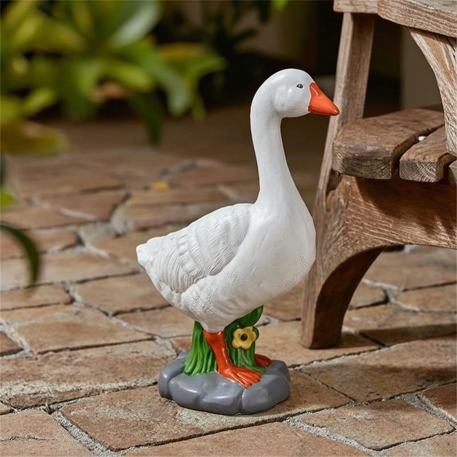 Goose Statue Sturdy Garden Goose Decor Yard Art Weatherproof Lifelike for Lawn, Flower Bed
