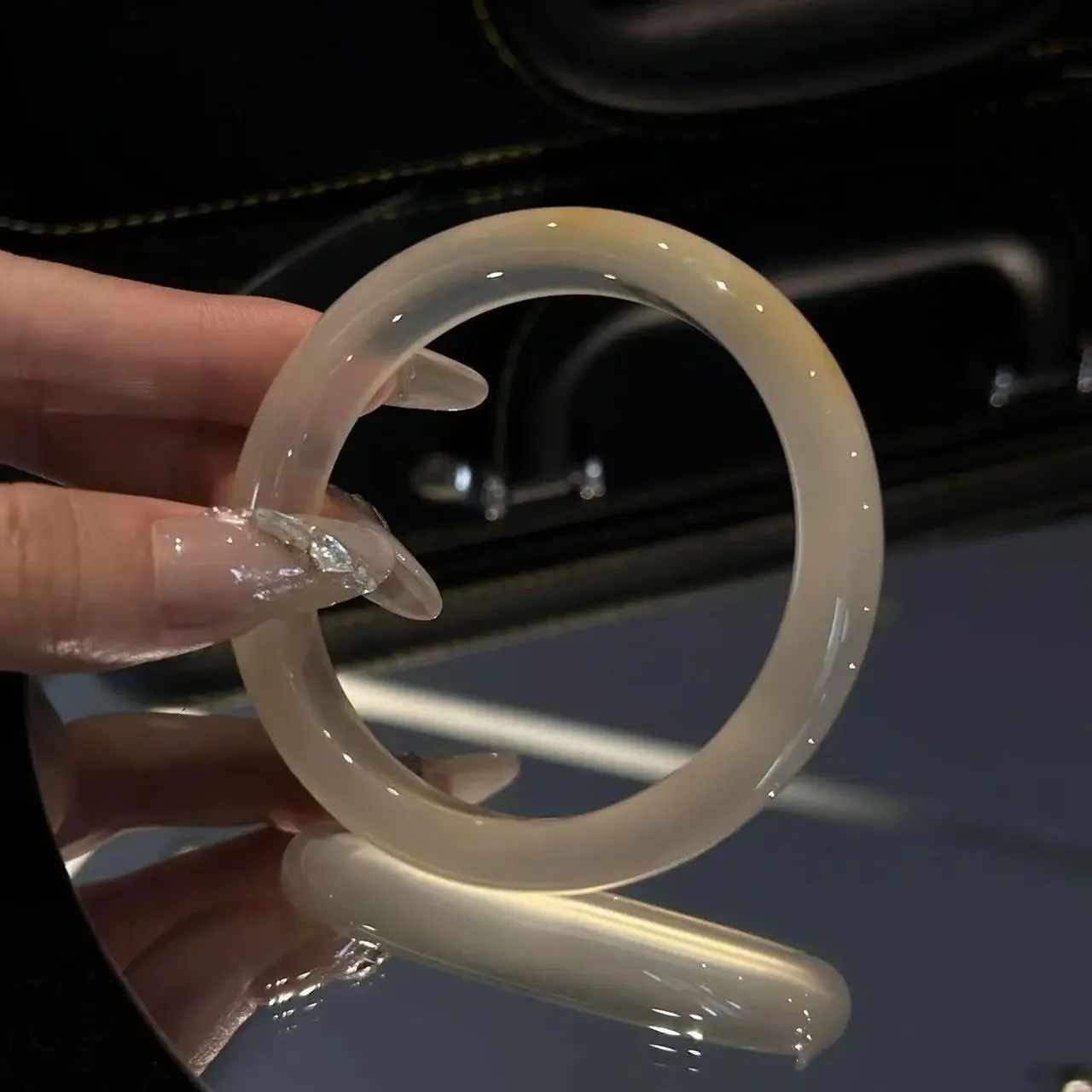 

[Factory straight hair] Champagne white moonlight bracelet, opal bracelet jewelry, high ice whitening effect is obvious