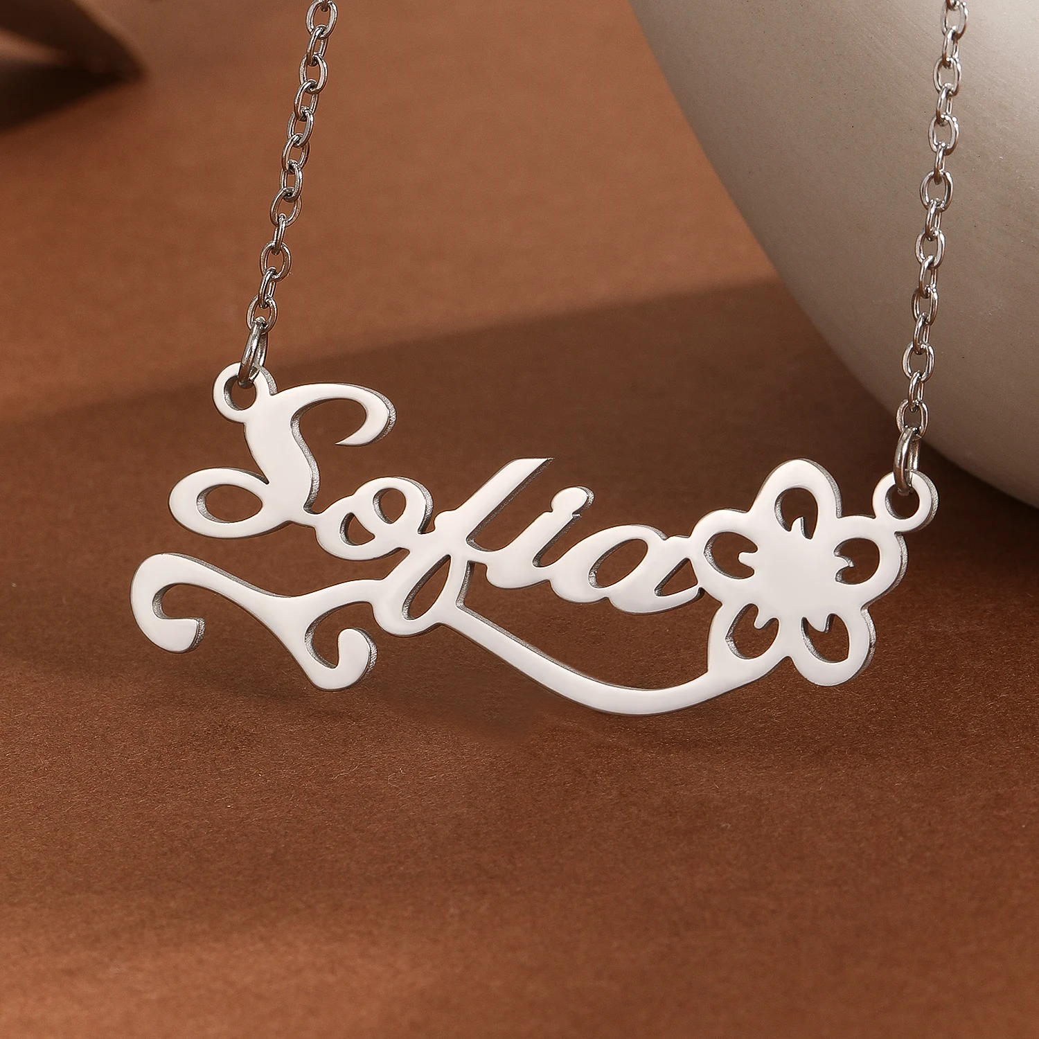 QIMING Custom Name Necklace With Flower Ladies Women Stainless Steel Personalized Nameplated Necklace Party Jewelry Gift