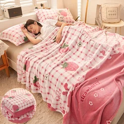 Girls Cartoon Strawberry Flannel Blanket, Warm Bedspread Sheet, Fuzzy Soft Fleece Plush Blankets for Bed Sofa Nap Shawl Blankets